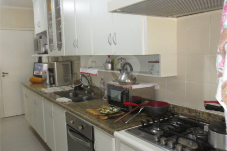 Apartamento à venda com 4 quartos, sendo 1 suíte, em Chácara Inglesa, São Paulo, SP