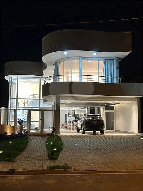 EXCELENTE OPORTUNIDADE DE MORAR NO DAMHA II. RESIDÊNCIA DE ALTO PADRÃO, A VENDA COM PORTEIRA FECHADA