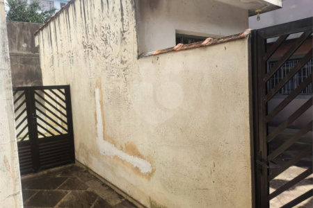 Sobrado à venda com 3 quartos, sendo 2 suítes,  em Vila Pires, Santo André, SP