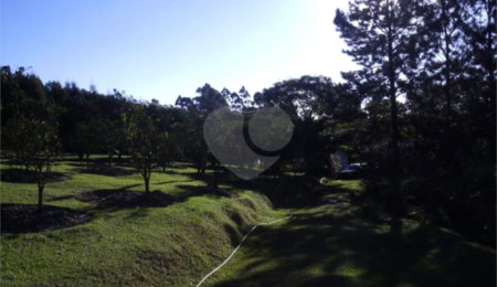 Terreno à venda em Vila Darcy Penteado (mailasqui), São Roque, SP