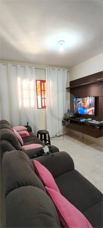 Casa à venda com 3 quartos, sendo 1 suíte,  no condomínio Residencial San Torino, Mogi das Cruzes - SP