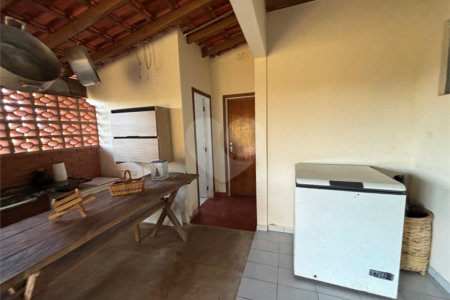 Sítio à venda com 3 quartos, sendo 1 suíte,  em Canta Galo, Itapetininga, SP