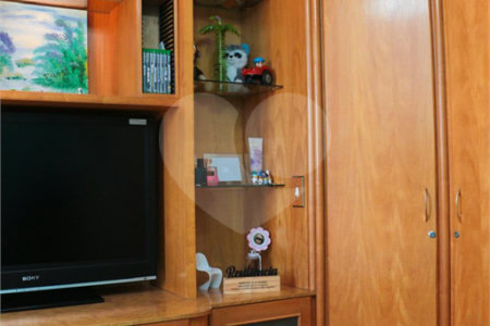 Apartamento à venda com 3 quartos, sendo 1 suíte, em Vila Gomes, São Paulo, SP