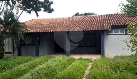 Casa à venda com 4 quartos, sendo 2 suítes,  em Cidade Jardim, Araraquara, SP