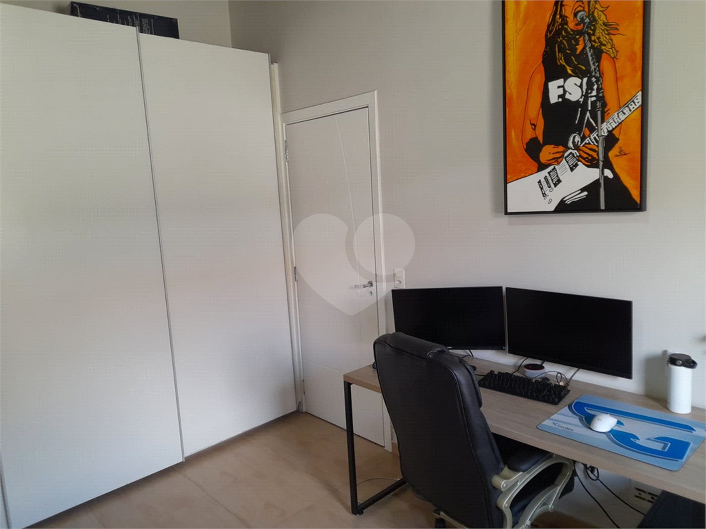 Sobrado à venda com 4 quartos, sendo 1 suíte, em Chora Menino, São Paulo, SP
