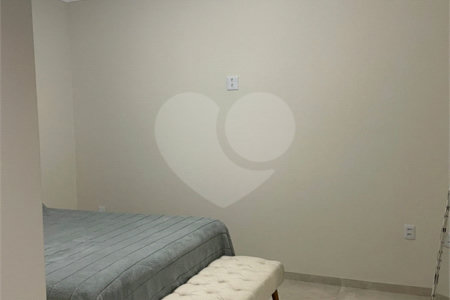 Casa à venda com 3 quartos, sendo 1 suíte, no condomínio Sun Lake, Três Lagoas - MS