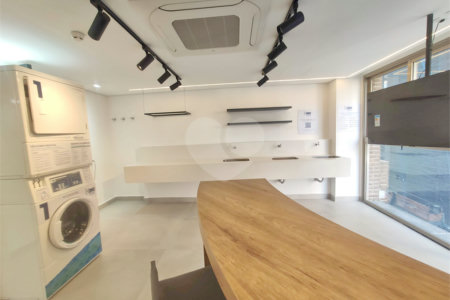 Apartamento à venda com 1 quarto em Pinheiros, São Paulo, SP