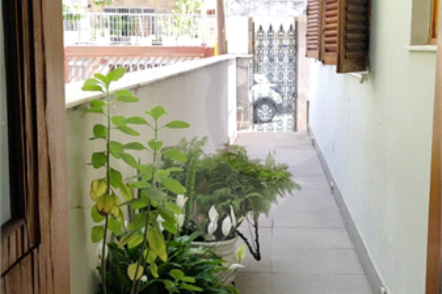 Casa Térrea à venda com 3 quartos, sendo 2 suítes, em Horto, São Paulo, SP