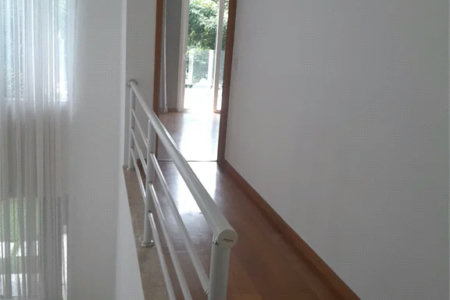 Casa à venda ou para alugar com 4 suítes em Chácaras São Carlos, Cotia, SP