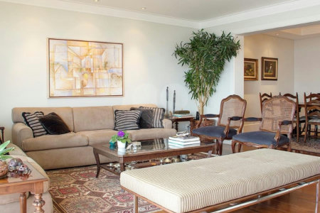 Apartamento à venda com 3 quartos, sendo 2 suítes, em Alto da Boa Vista, São Paulo, SP