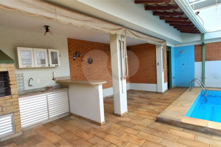 Casa à venda com 4 quartos, sendo 2 suítes, em Jardim Sumaré, Ribeirão Preto, SP