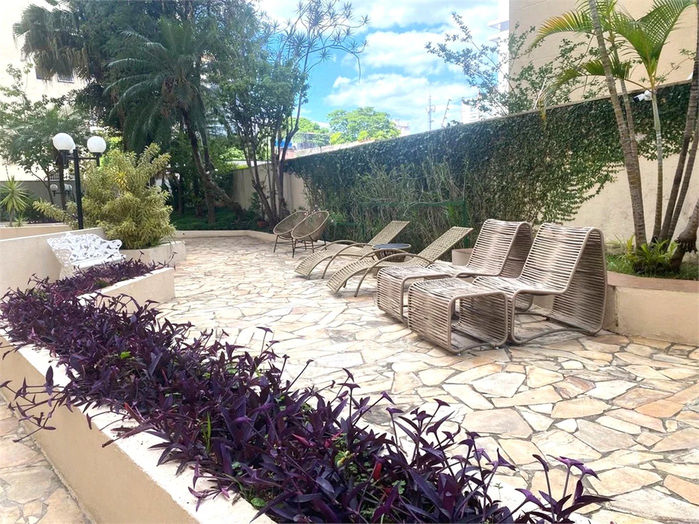 Apartamento à venda com 2 quartos em Vila Romana, São Paulo, SP