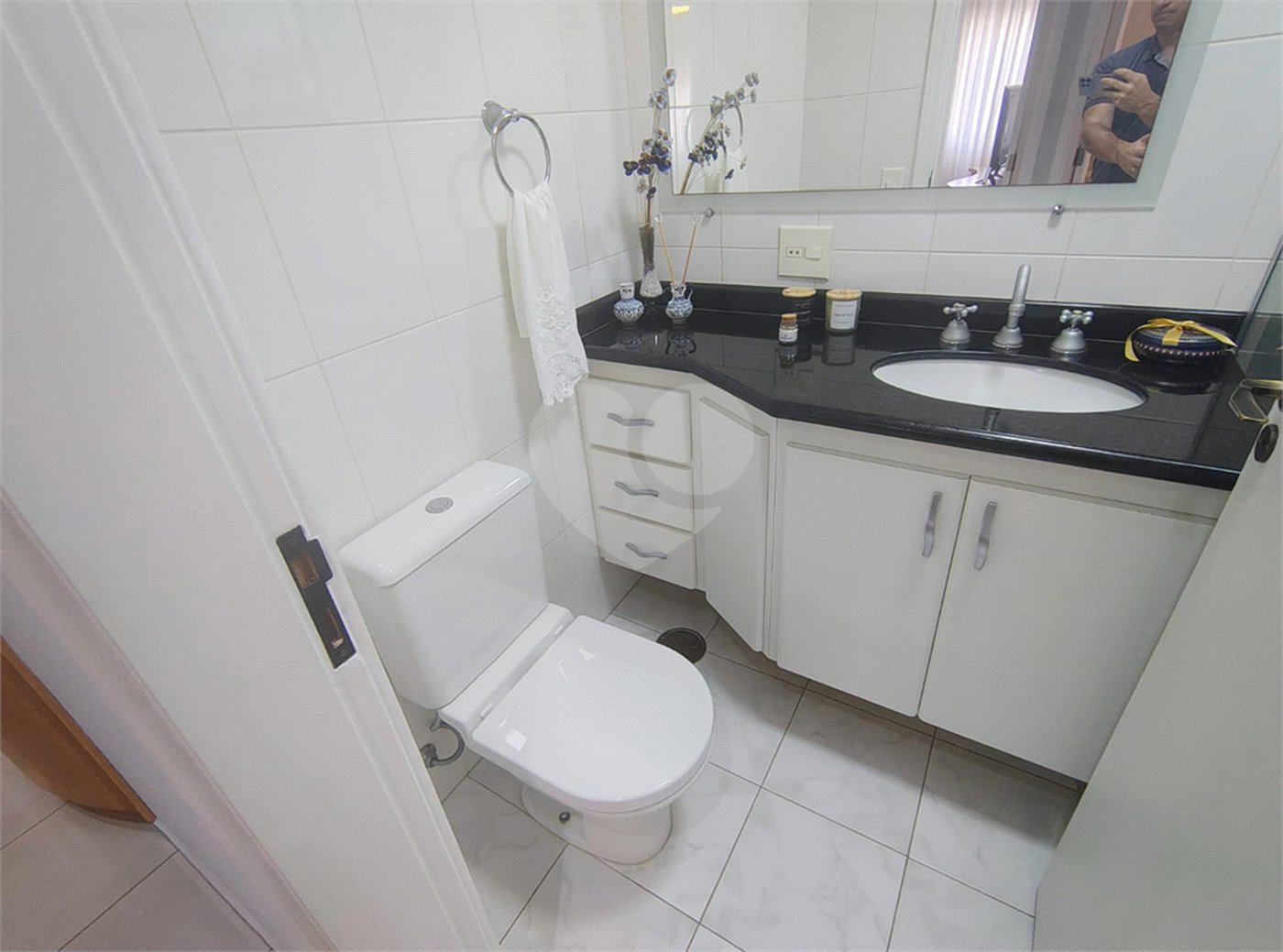 Apartamento à venda com 3 quartos, sendo 2 suítes, em Vila Rica, Jundiaí, SP