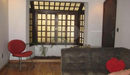 Casa à venda com 3 quartos, sendo 1 suíte, em Saúde, São Paulo, SP