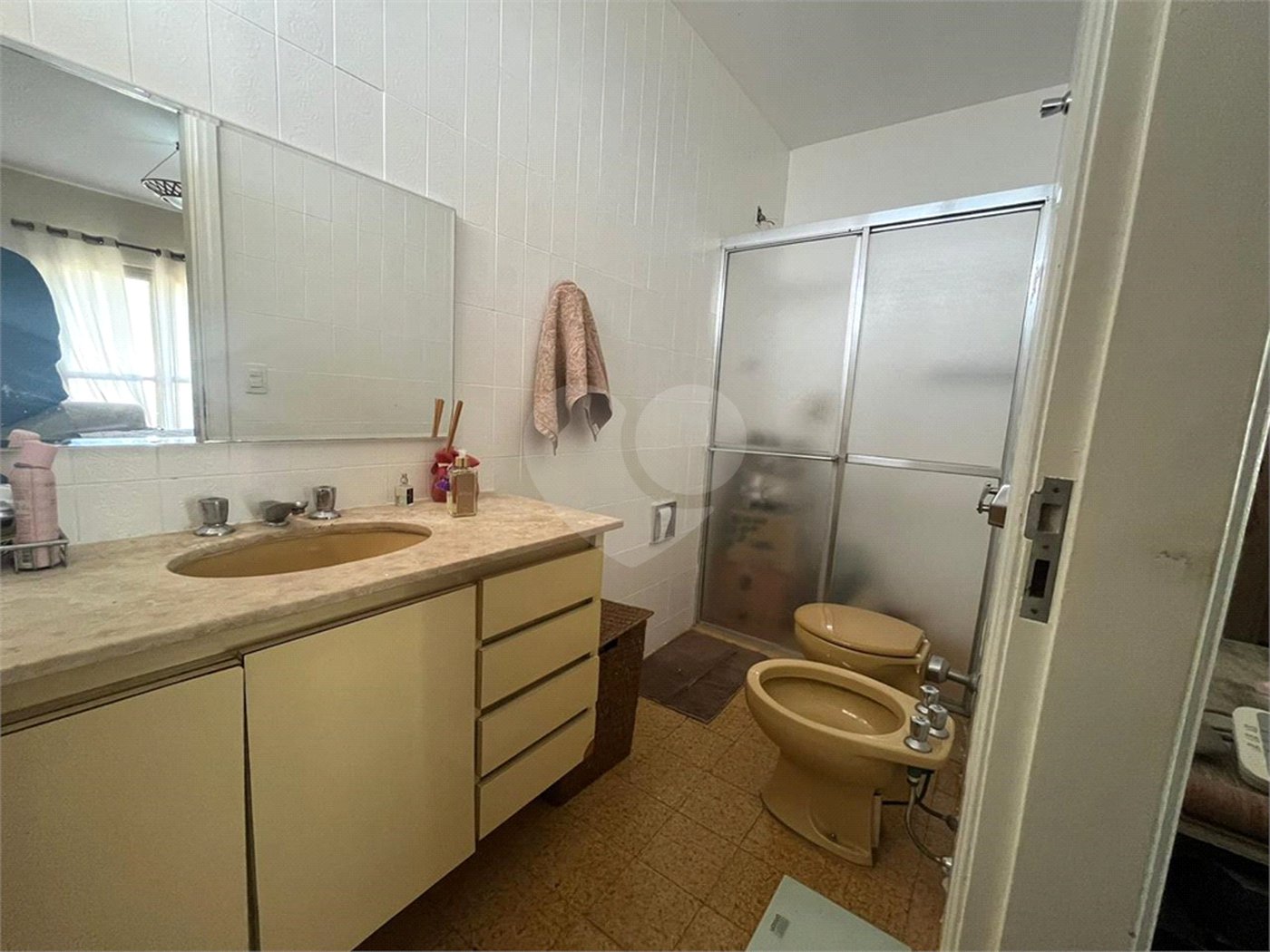 Casa à venda ou para alugar com 2 suítes em Vila Barth, Itapetininga, SP
