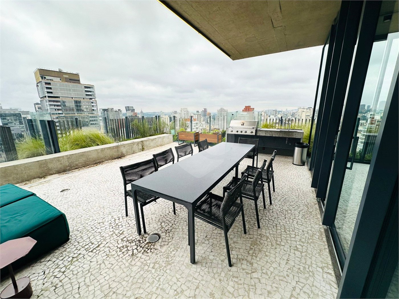 Apartamento para alugar com 1 suíte em Pinheiros, São Paulo, SP