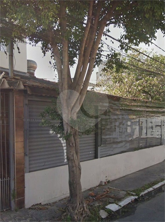 Sobrado à venda com 3 quartos, sendo 1 suíte, em Vila Vitório Mazzei, São Paulo, SP