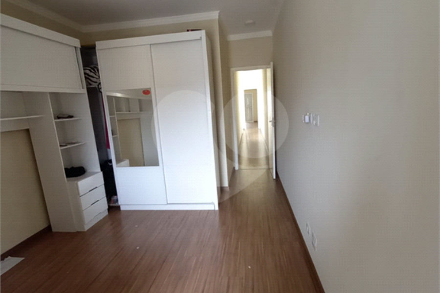 Sobrado à venda com 3 suítes em Vila Guilherme, São Paulo, SP
