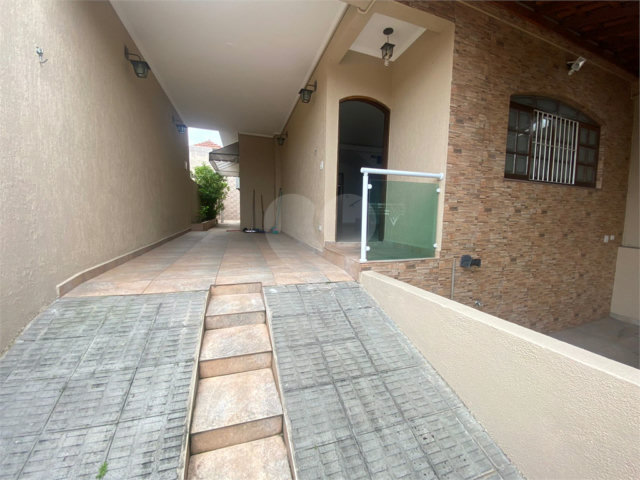 Sobrado à venda com 4 quartos, sendo 2 suítes,  em Tucuruvi, São Paulo, SP