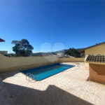 Casa à venda com 4 quartos, sendo 2 suítes,  em Jardim do Lago, Atibaia, SP