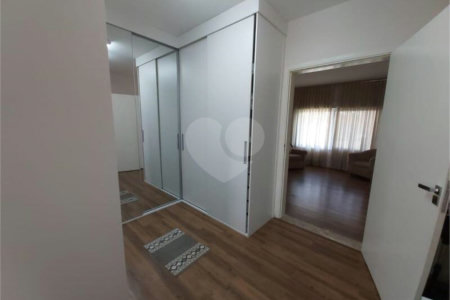 Casa à venda com 4 suítes no condomínio Aldeia da Serrinha, Sorocaba - SP