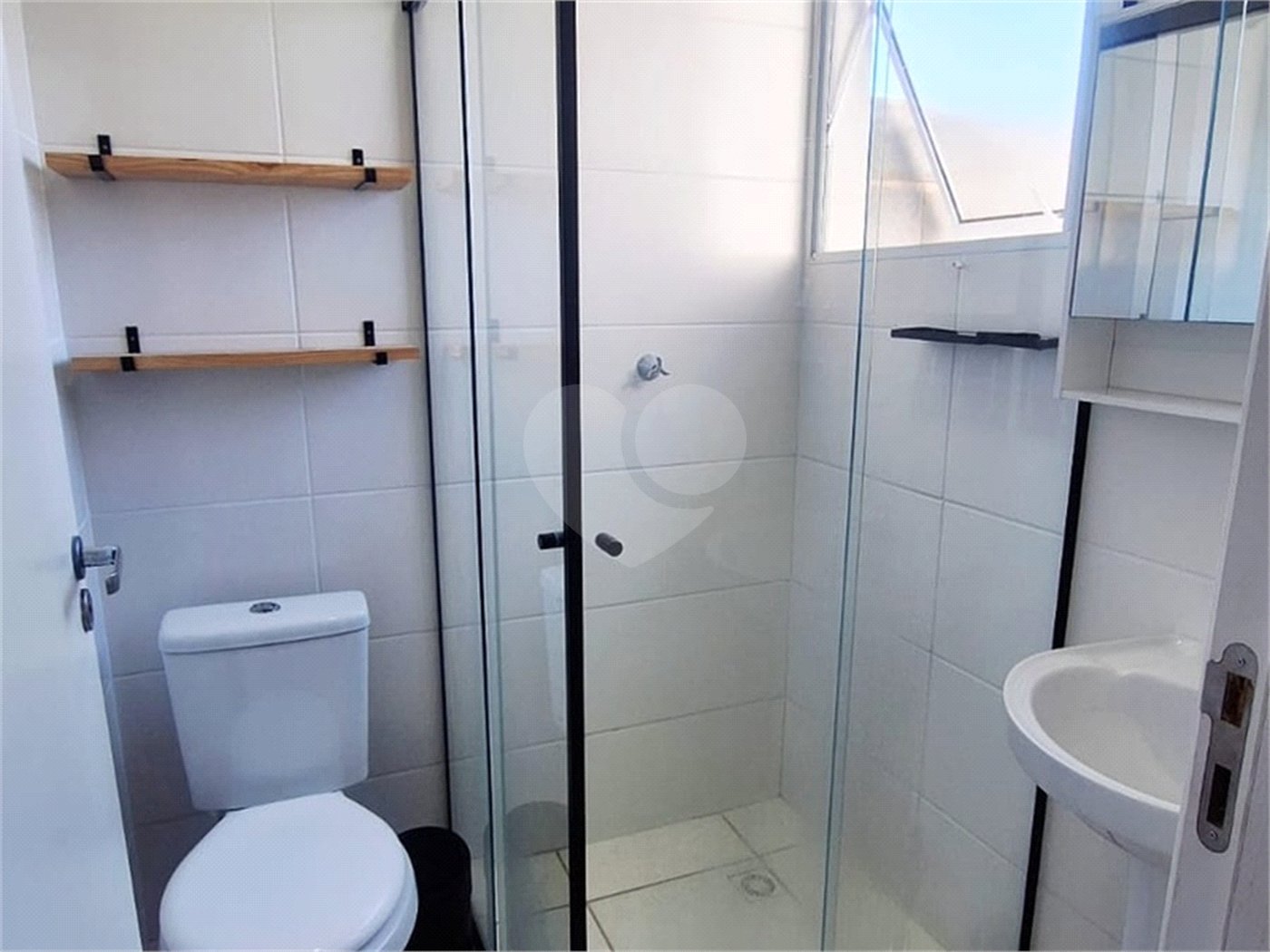 Casa à venda com 2 quartos no condomínio Residencial Parque Imperial, Sorocaba - SP