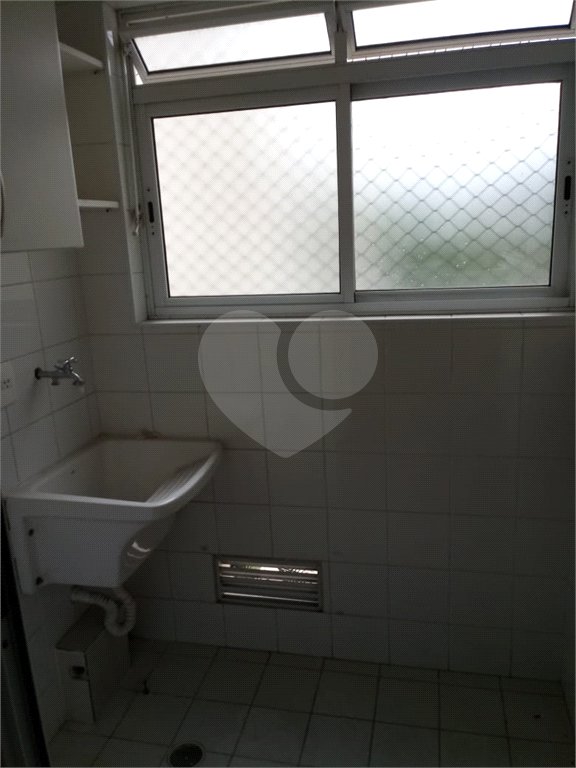 Apartamento à venda com 2 quartos em Vila Anastácio, São Paulo, SP
