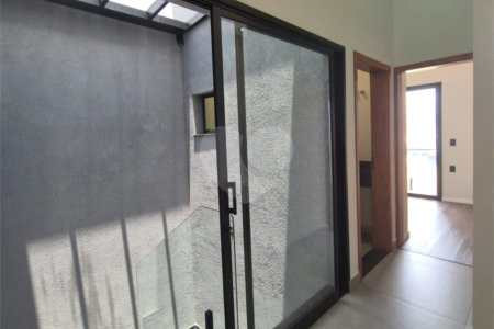 Casa à venda com 3 quartos, sendo 1 suíte, no condomínio Horto Florestal Villagio, Sorocaba - SP