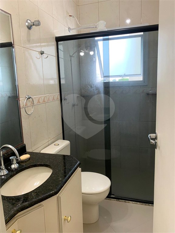 Sobrado à venda com 4 quartos, sendo 1 suíte, em Vila Campo Grande, São Paulo, SP