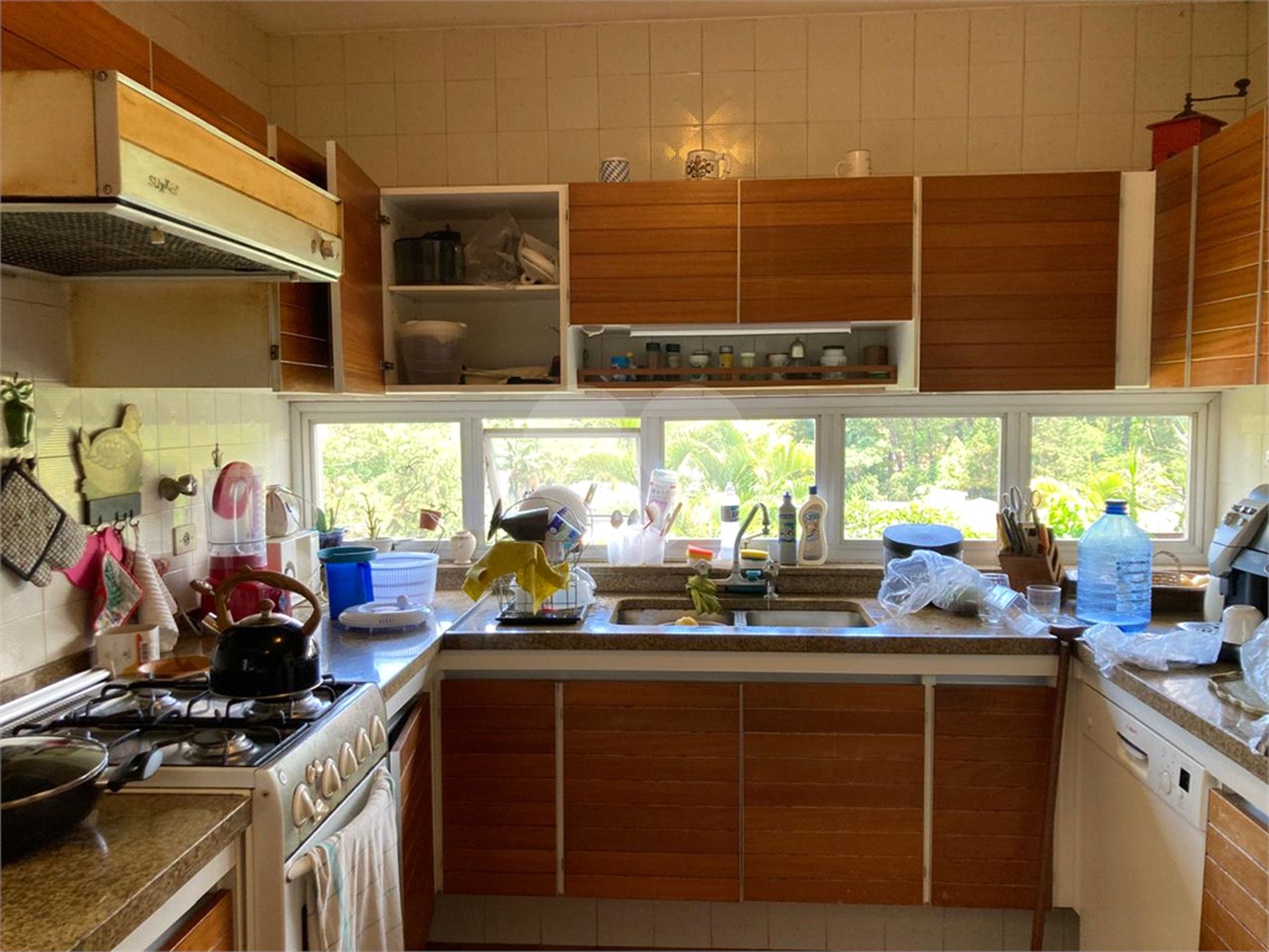 Casa à venda com 5 quartos, sendo 2 suítes, em Jardim Marajoara, São Paulo, SP