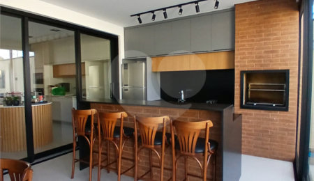 Casa à venda com 3 suítes em Pinheirinho, Vinhedo, SP