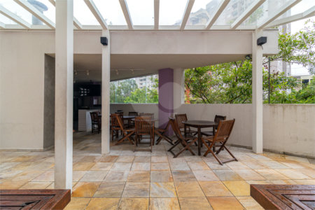 Apartamento à venda com 3 quartos, sendo 1 suíte,  em Morumbi, São Paulo, SP