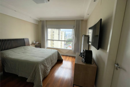 Apartamento à venda com 4 quartos, sendo 3 suítes, em Perdizes, São Paulo, SP