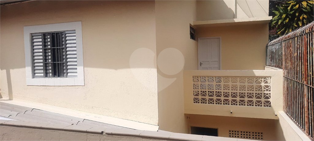 Sobrado à venda com 3 quartos em Rio Pequeno, São Paulo, SP