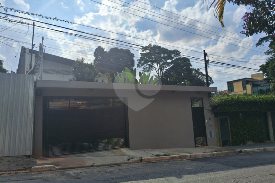 Sobrado à venda com 3 suítes em Tremembé, São Paulo, SP