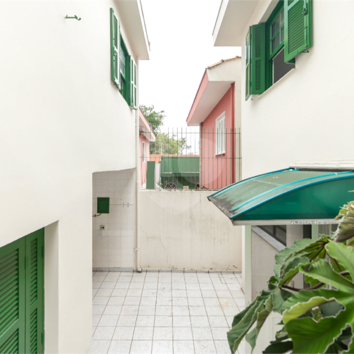 Casa à venda com 3 quartos, sendo 1 suíte, em Vila Mascote, São Paulo, SP