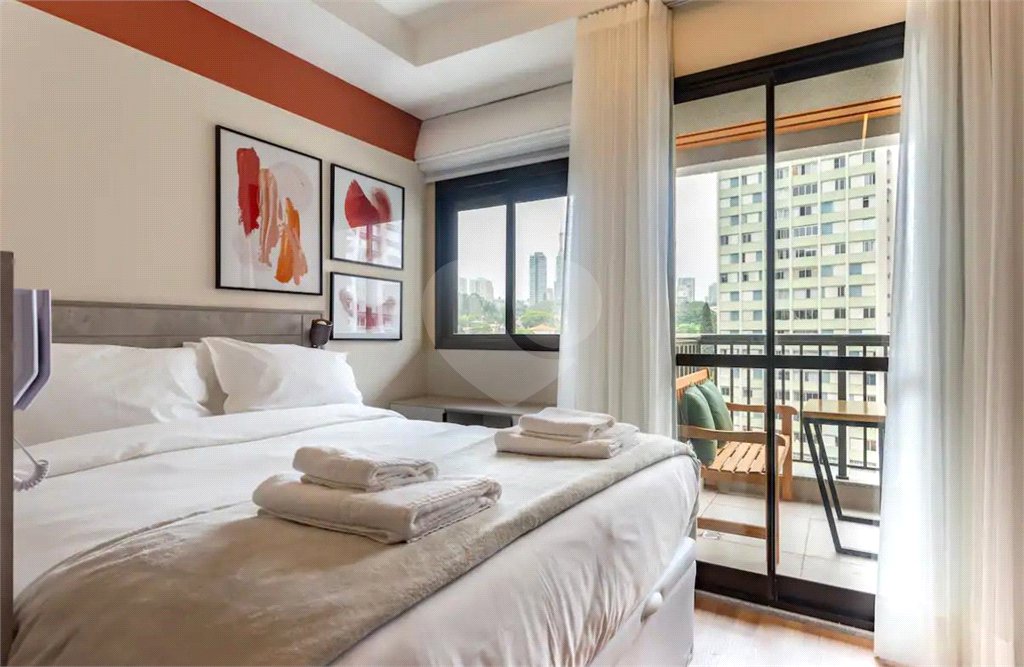 Apartamento à venda com 1 quarto em Jardim das Bandeiras, São Paulo, SP