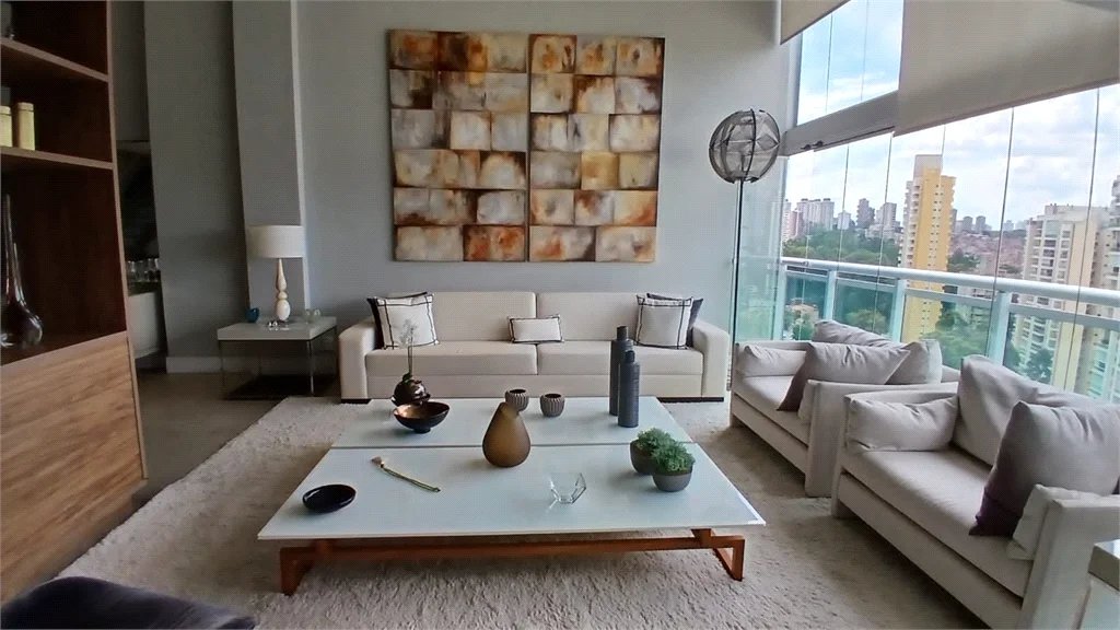 Apartamento à venda com 3 suítes em Jardim Fonte do Morumbi, São Paulo, SP