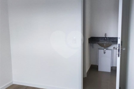 Apartamento à venda ou para alugar com 1 quarto em Butantã, São Paulo, SP