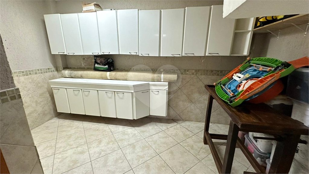 Casa à venda com 4 quartos, sendo 3 suítes, em Vila Galvão, Guarulhos, SP