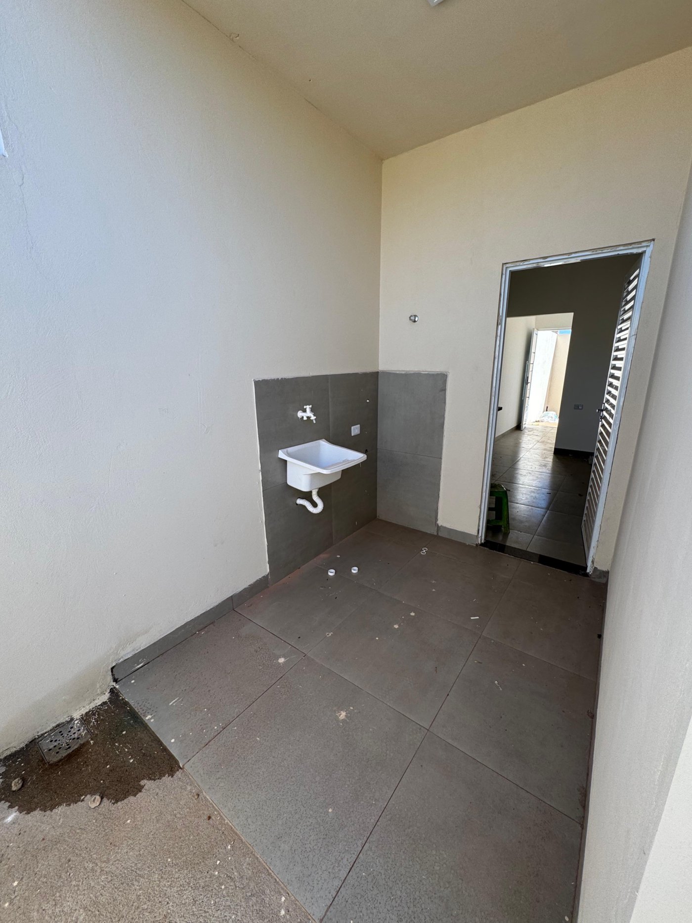 Casa à venda com 2 quartos em Nova Tres Lagoas, Três Lagoas, MS