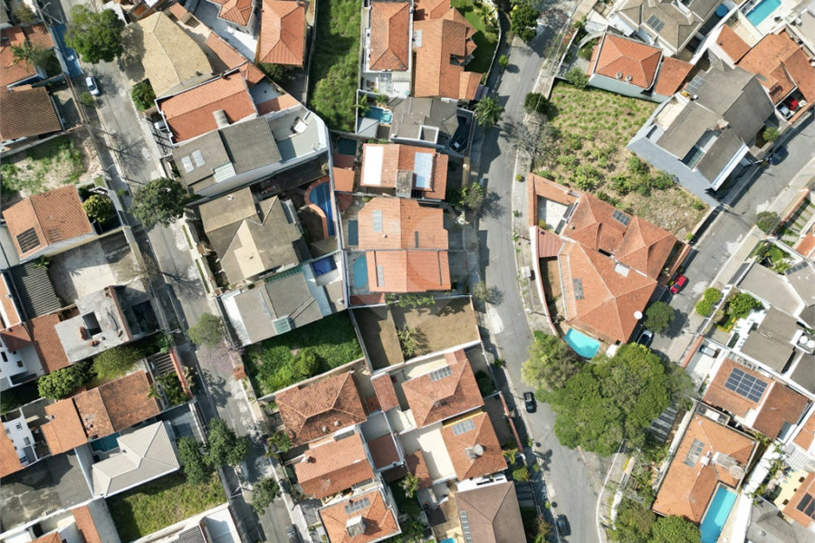Sobrado à venda com 4 quartos, sendo 1 suíte, em Tremembé, São Paulo, SP
