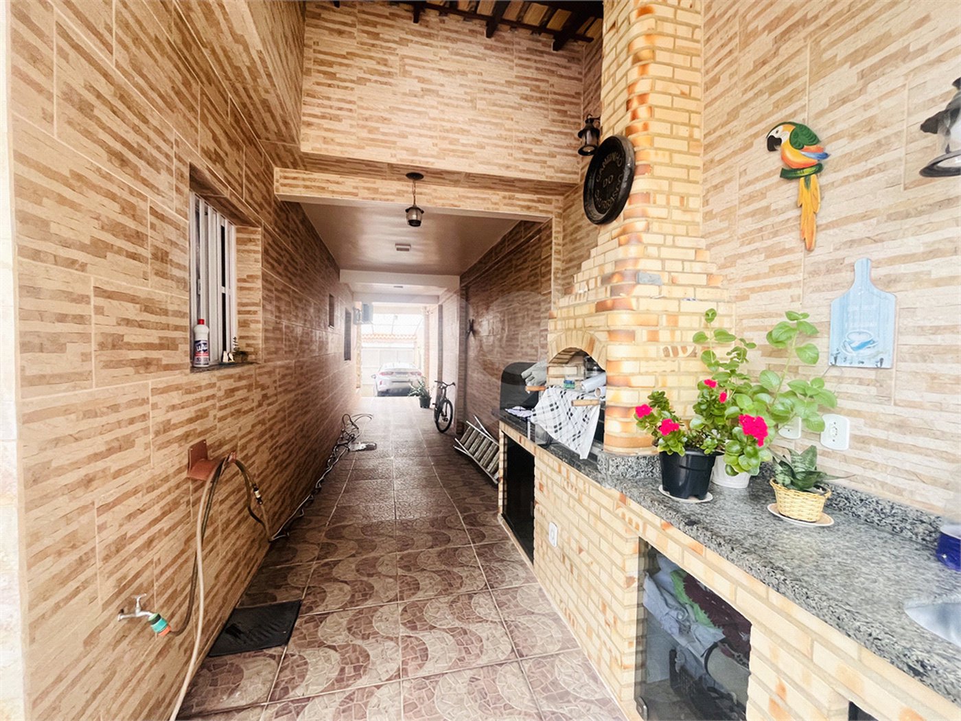 Casa à venda com 3 quartos, sendo 1 suíte, em Campo Grande, Rio de Janeiro, RJ