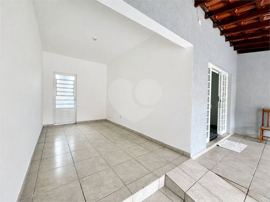 Casa à venda com 2 quartos, sendo 1 suíte, em Jardim Boa Esperança, Sorocaba, SP