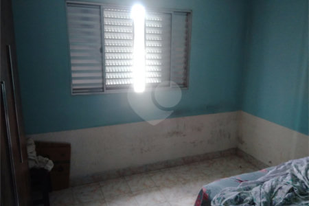 Casa à venda com 4 quartos, sendo 1 suíte, em Mogi Moderno, Mogi das Cruzes, SP