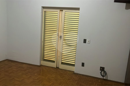 Casa à venda com 3 quartos, sendo 1 suíte, em Vila Progresso, Araraquara, SP