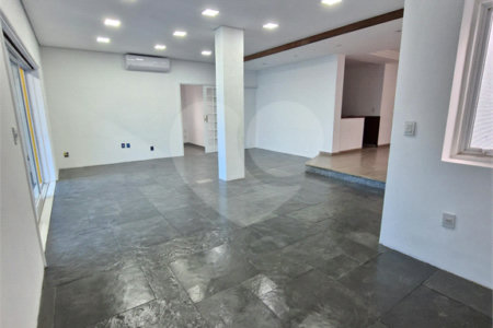 Casa à venda ou para alugar com 5 quartos, sendo 4 suítes,  em Santa Rosa, Vinhedo, SP