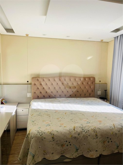 Apartamento à venda com 3 quartos, sendo 1 suíte,  em Vila Suissa, Mogi das Cruzes, SP