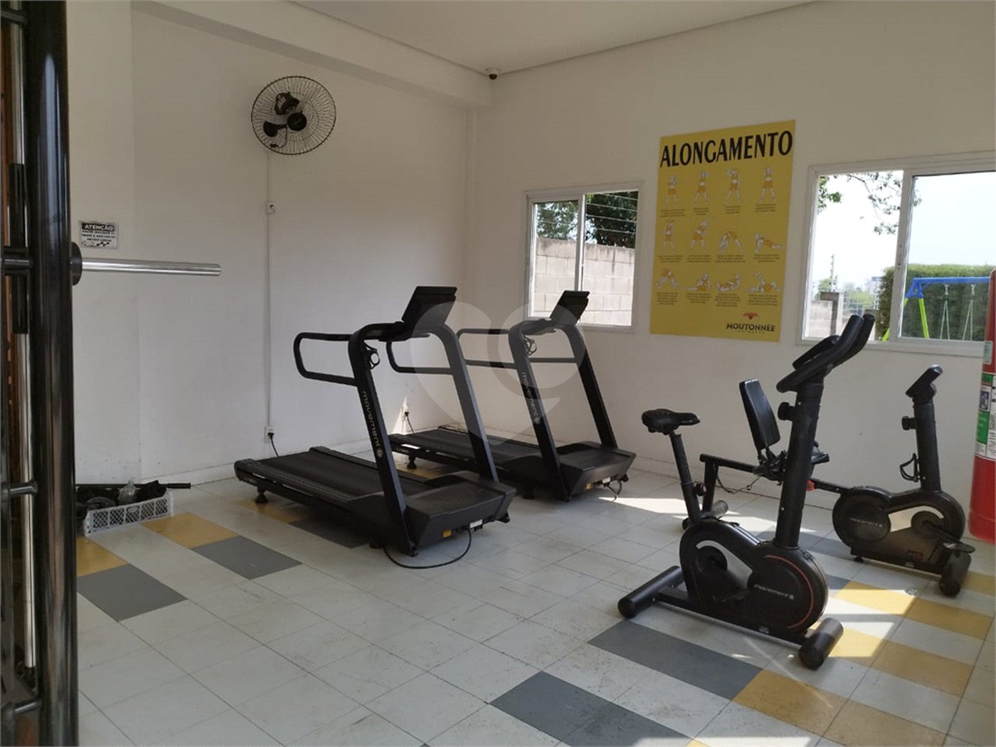 Apartamento à venda com 3 quartos, sendo 1 suíte, em Jardim Nova Era, Salto, SP