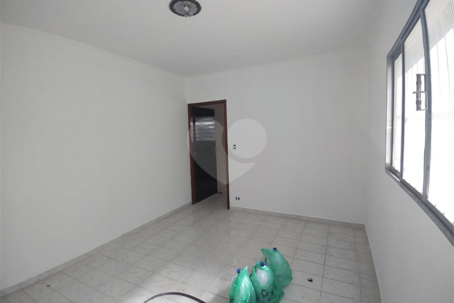 Sobrado à venda com 3 quartos, sendo 1 suíte, em Vila Nova Mazzei, São Paulo, SP